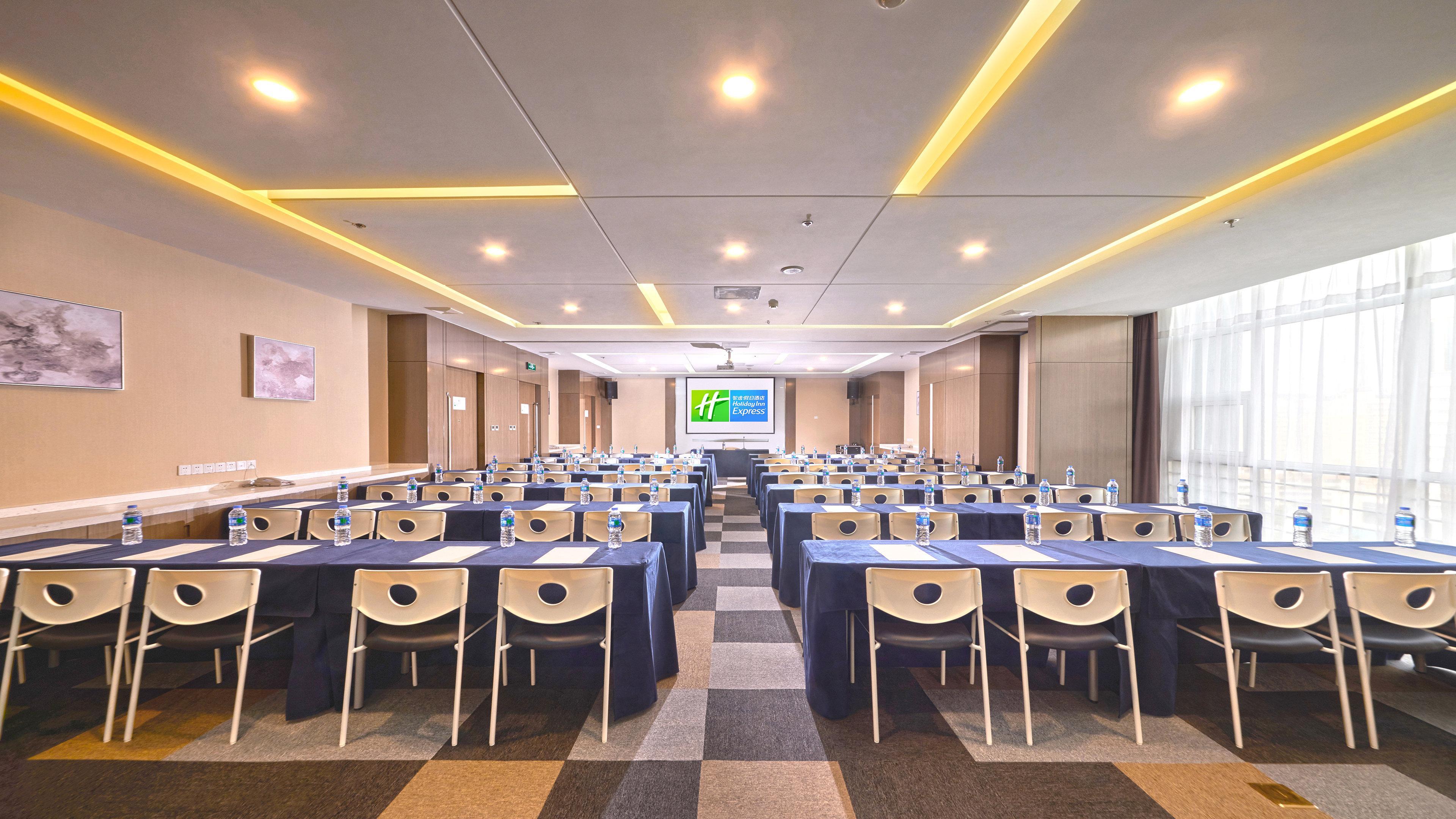 Holiday Inn Express Baoji City Centre By Ihg Εξωτερικό φωτογραφία