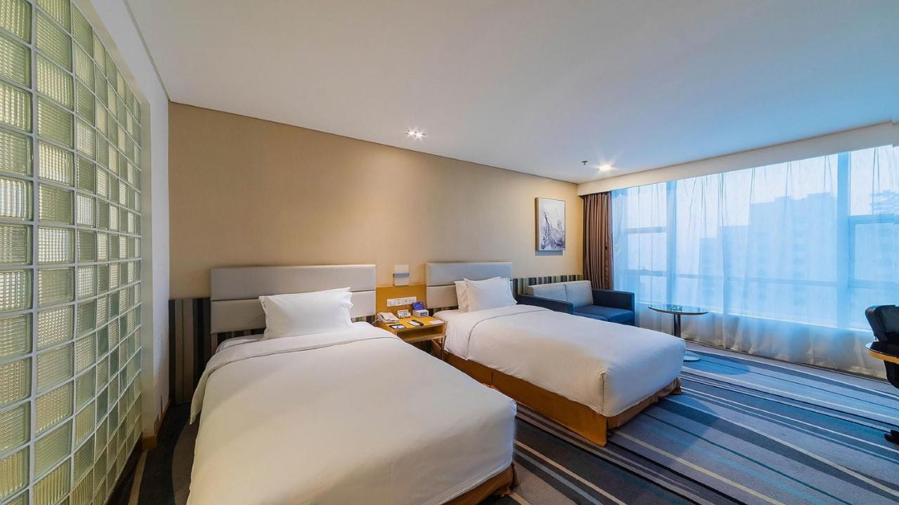 Holiday Inn Express Baoji City Centre By Ihg Εξωτερικό φωτογραφία